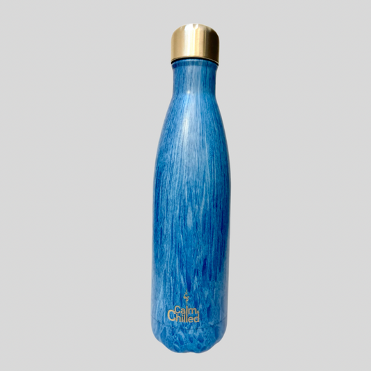 Calm & Chilled Vacuum Insulated 500ml Stainless Steel Water Bottle in Blue Wood Print 500ml. Free Personalisation