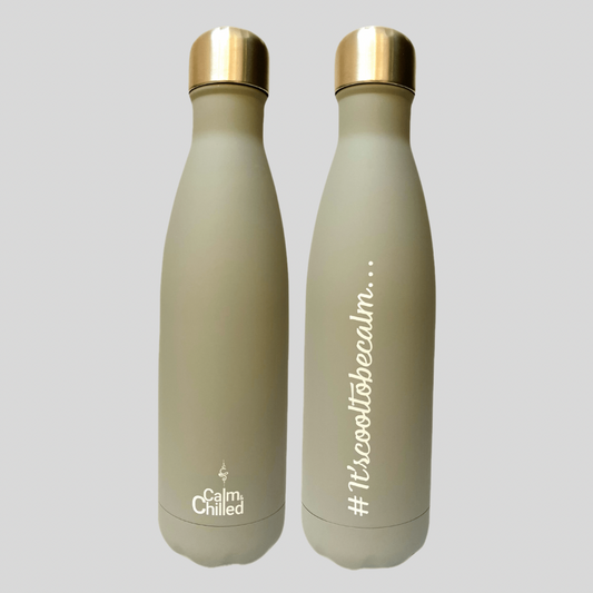 Calm & Chilled Vacuum Insulated 500ml Stainless Steel Water Bottle in Grey Rubber Finish 500ml. Free Personalisation