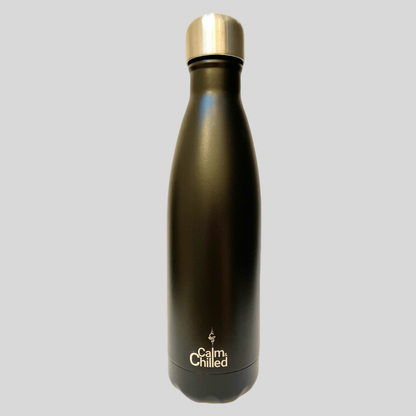 Calm & Chilled Vacuum Insulated 500ml Stainless Steel Water Bottle in Hammered Black 500ml. Free Personalisation