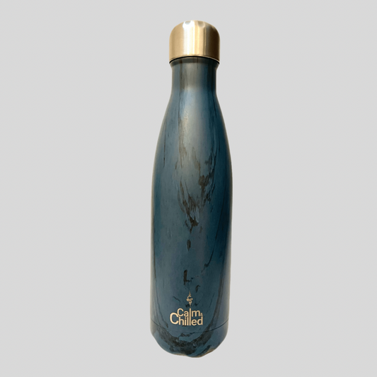 Calm & Chilled Vacuum Insulated 500ml Stainless Steel Water Bottle in Grey Wood Print 500ml. Free Personalisation